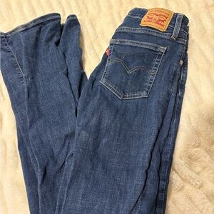 Levi's Women's Classic Straight Leg Denim Jeans